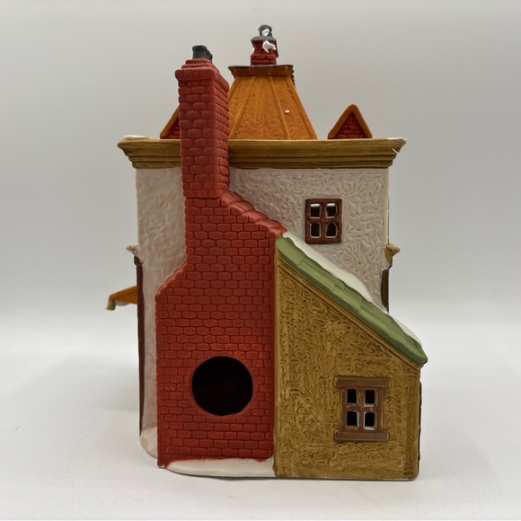 Department 56 1989 Vintage HVC Dickens Village Series Theatre Royal 5584-0 - Picture 5 of 12